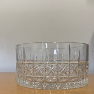 Elegant Clear Glass Bowl - Brady Collection